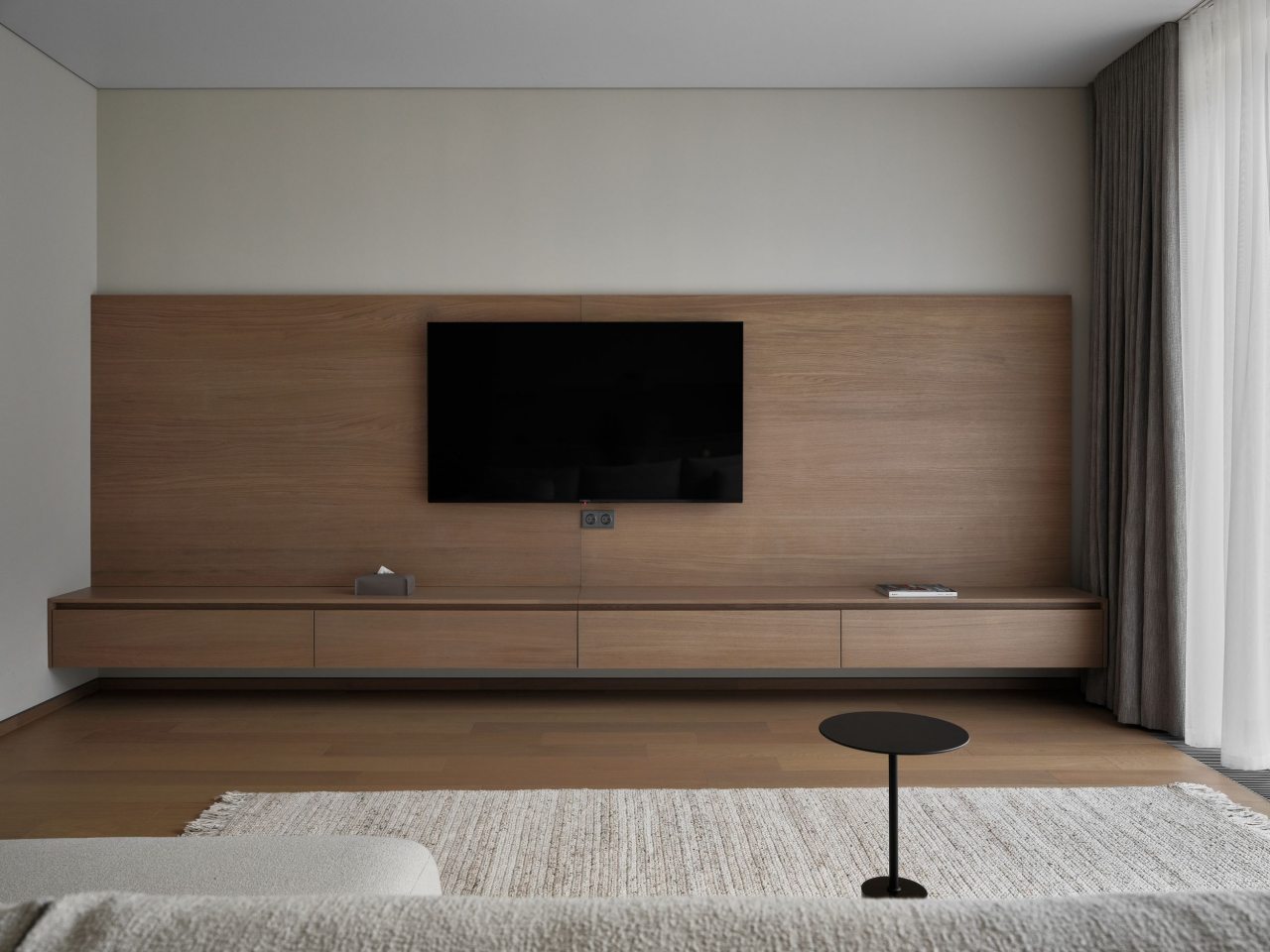 Уютная кухня-гостиная и две спальни.