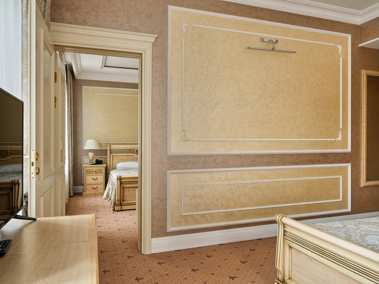 Люкс (Улучшенный двухкомнатный), Гостиница Avulus Cyber Hotel