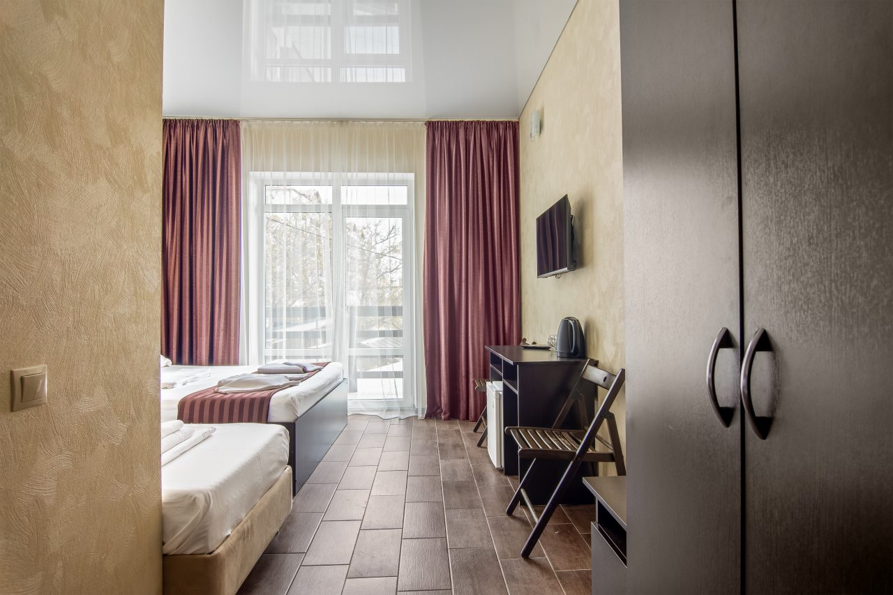 Трёхместный и более (Трёхместный комфорт с видом на море), Арт Шале