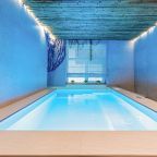 Крытый плавательный бассейн подогреваемый в СПА-зоне, Арт Шале