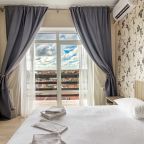 Семейный (Двухкомнатный люкс вид на море), Арт Шале