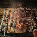 Зона барбекю, Арт Шале