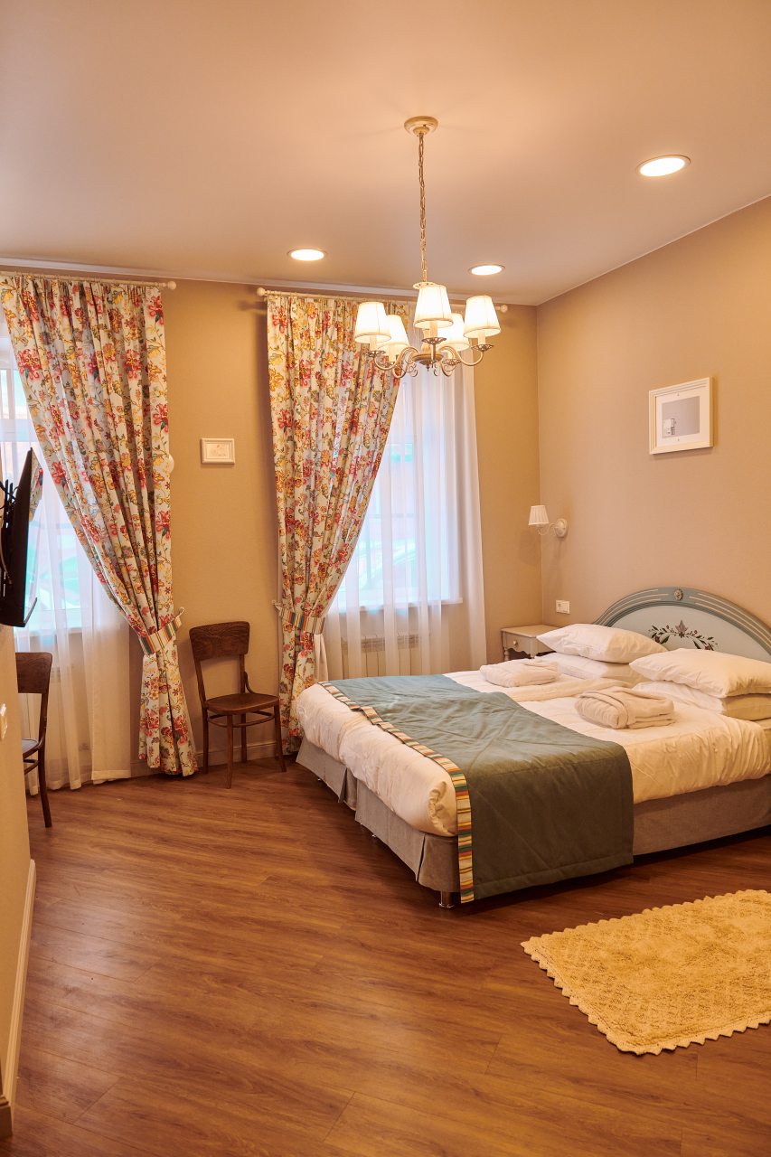 Трёхместный и более (Семейный DBL/TWIN), Отель Усадьба Егорова