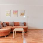 Апартаменты (Петровские на Базарном 12 №1), Апартаменты Петровские на Базарном 12