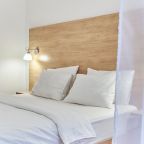 Апартаменты (Петровские на Базарном 12 №3), Апартаменты Петровские на Базарном 12