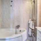 Апартаменты (Петровские на Савиных 4а №4), Апартаменты Петровские на Савиных