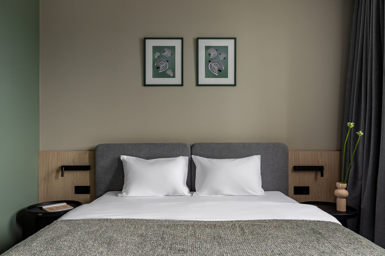 Полулюкс (Семейный кофморт), Отель Isola