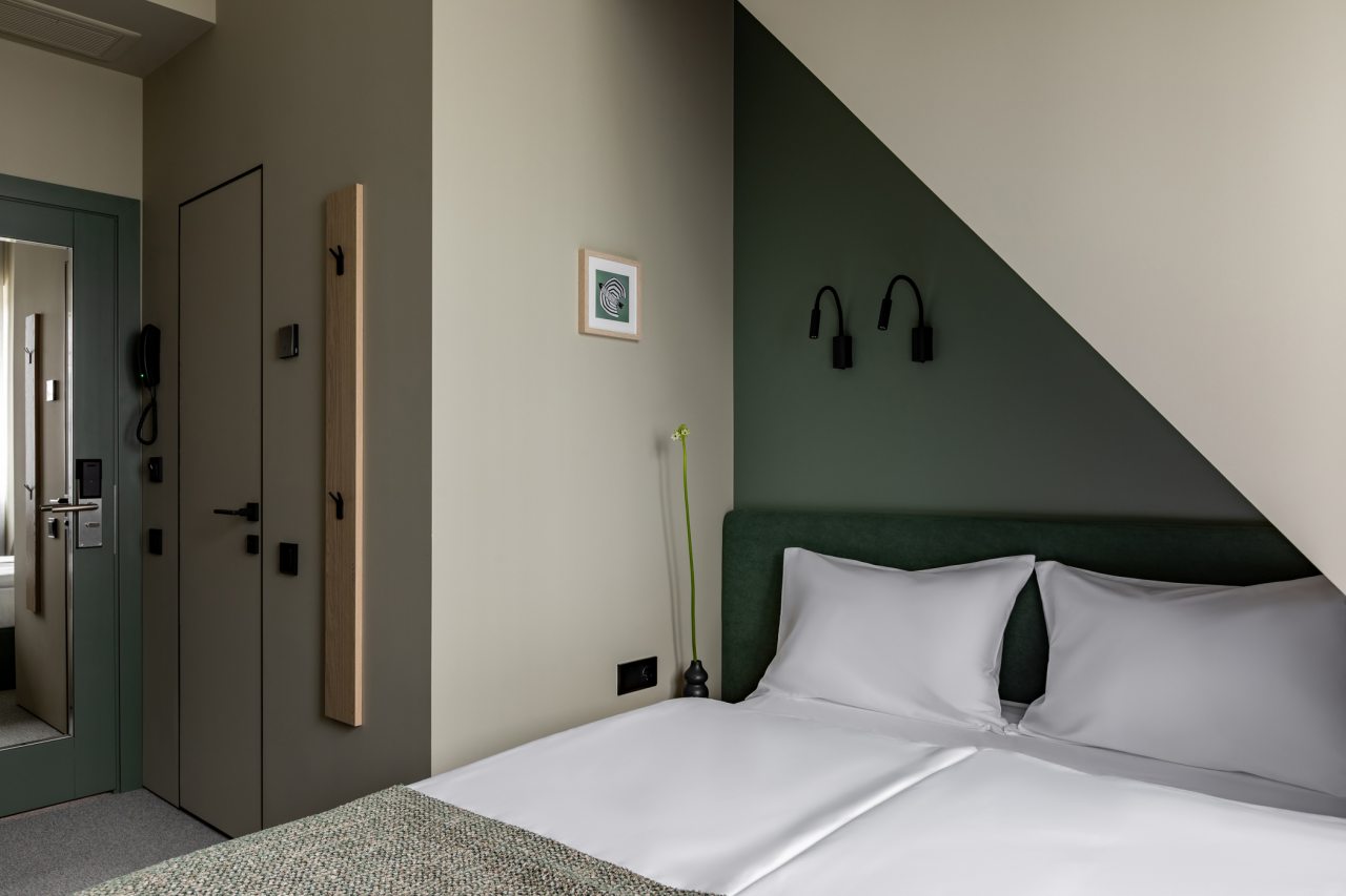 Номер (С видом на реку с одной кроватью 140 см), Отель Isola