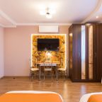 Апартаменты (Апартаменты четырёхкомнатные), Апартаменты Палитра Москва на Анны Ахматовой 10