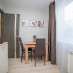 Возможность самостоятельного приготовления пищи, Апартаменты Самолетная 5к1