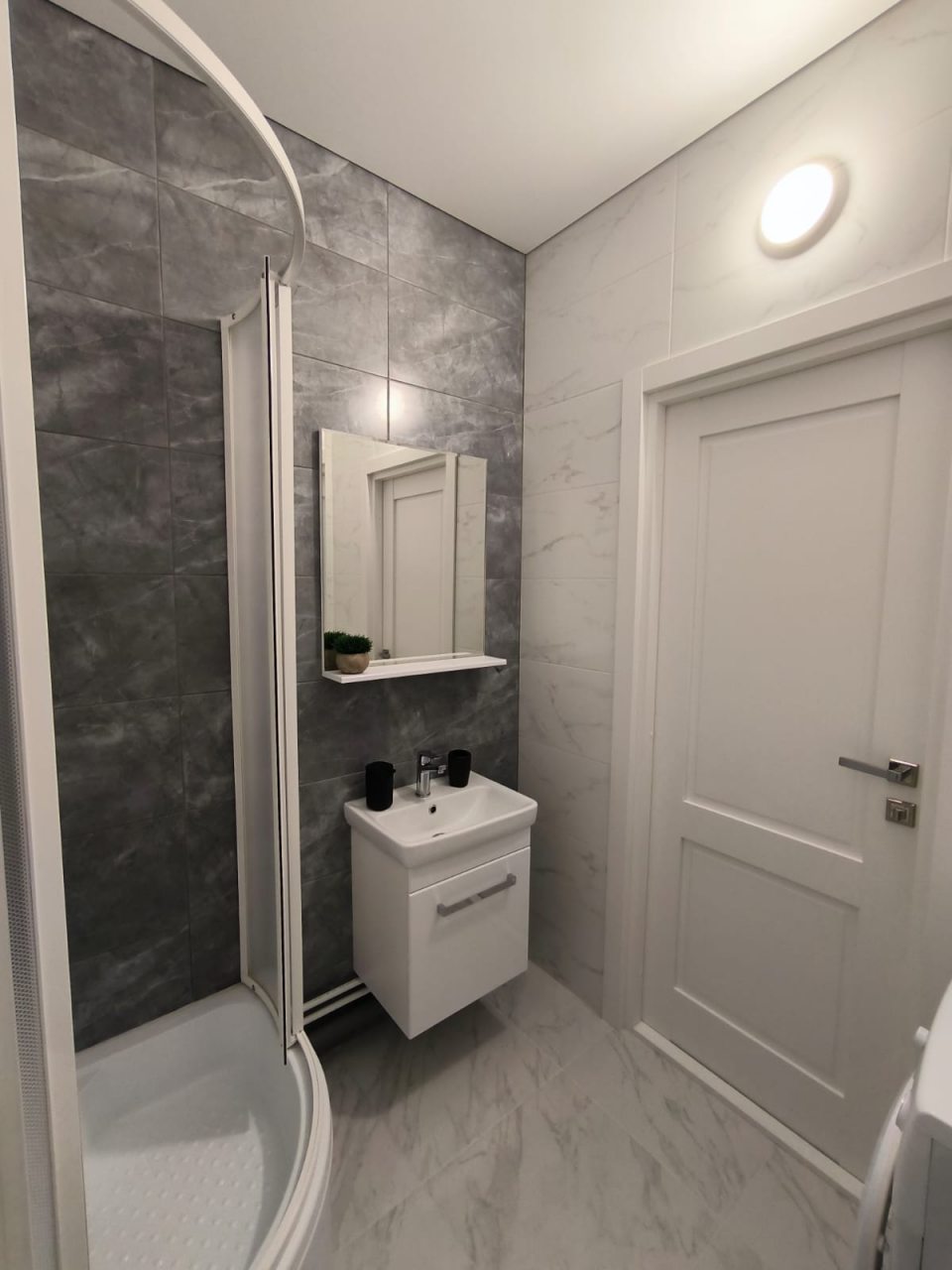 Апартаменты (Студия Myhome Yourhome на Уральской 25), Апартаменты Myhome Yourhome на Уральской 25к1