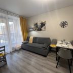 Апартаменты (Myhome Yourhome на Уральской, д.25 к.1), Апартаменты Myhome Yourhome на Уральской 25к1