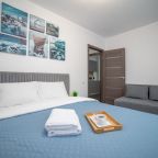 Апартаменты (Ландау 51), Апартаменты Ландау 51