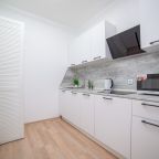 Апартаменты (Гагарина 9 Белая), Апартаменты Гагарина 9