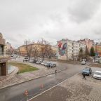 Апартаменты (Сакко и Ванцетти 47), Апартаменты Сакко и ванцетти 47