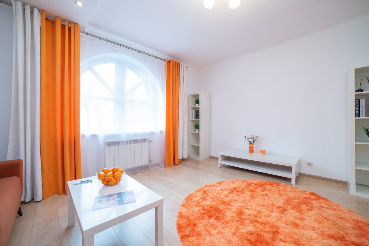 Апартаменты (Сакко и Ванцетти 47), Апартаменты Сакко и ванцетти 47