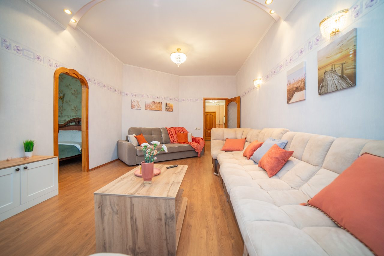 Апартаменты (Радищева 12), Апартаменты Радищева 12 трехкомнатная