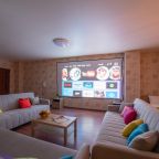 Апартаменты (Радищева 568), Апартаменты Радищева 33 трехкомнатная