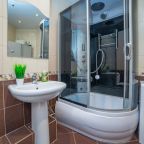 Апартаменты (Радищева 568), Апартаменты Радищева 33 трехкомнатная