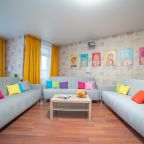 Апартаменты (Радищева 568), Апартаменты Радищева 33 трехкомнатная