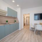 Апартаменты (Красных Командиров 1в), Апартаменты Красных командиров 1в