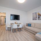 Апартаменты (Красных Командиров 1в), Апартаменты Красных командиров 1в