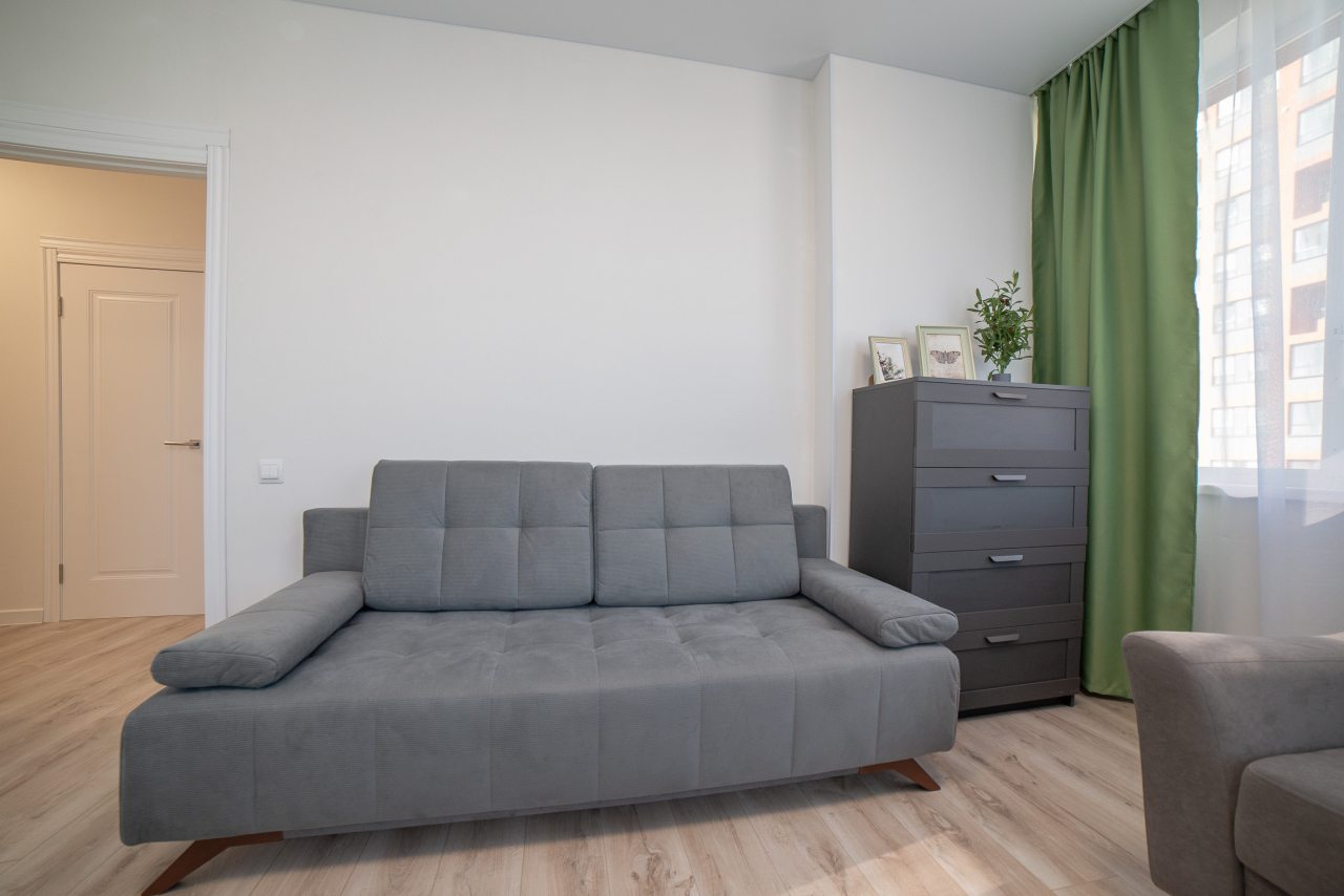 Апартаменты (Красных Командиров 1в), Апартаменты Красных командиров 1в