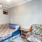 Трёхместный и более (Улучшенный двухкомнатный), Гостевой дом Людива