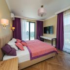 Трёхместный и более (Family room sea view), Апартаменты М2 group