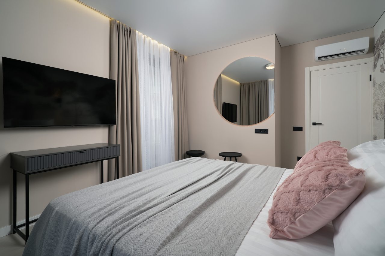 Апартаменты (Стандарт двухкомнатный Sea View 5 корпус), Апартаменты М2 group