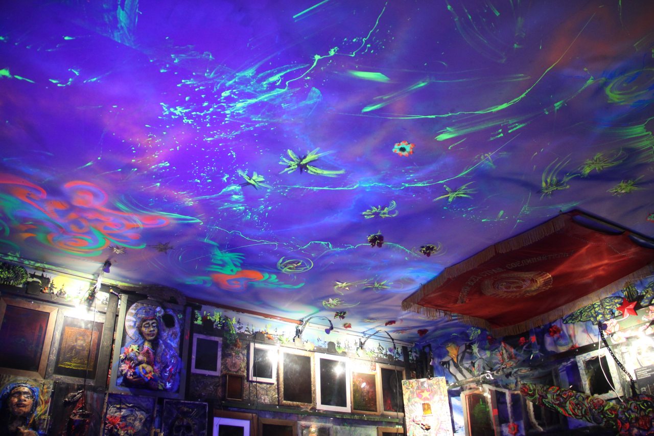 Двухместный (С пропеллером), Гостевой дом У художника