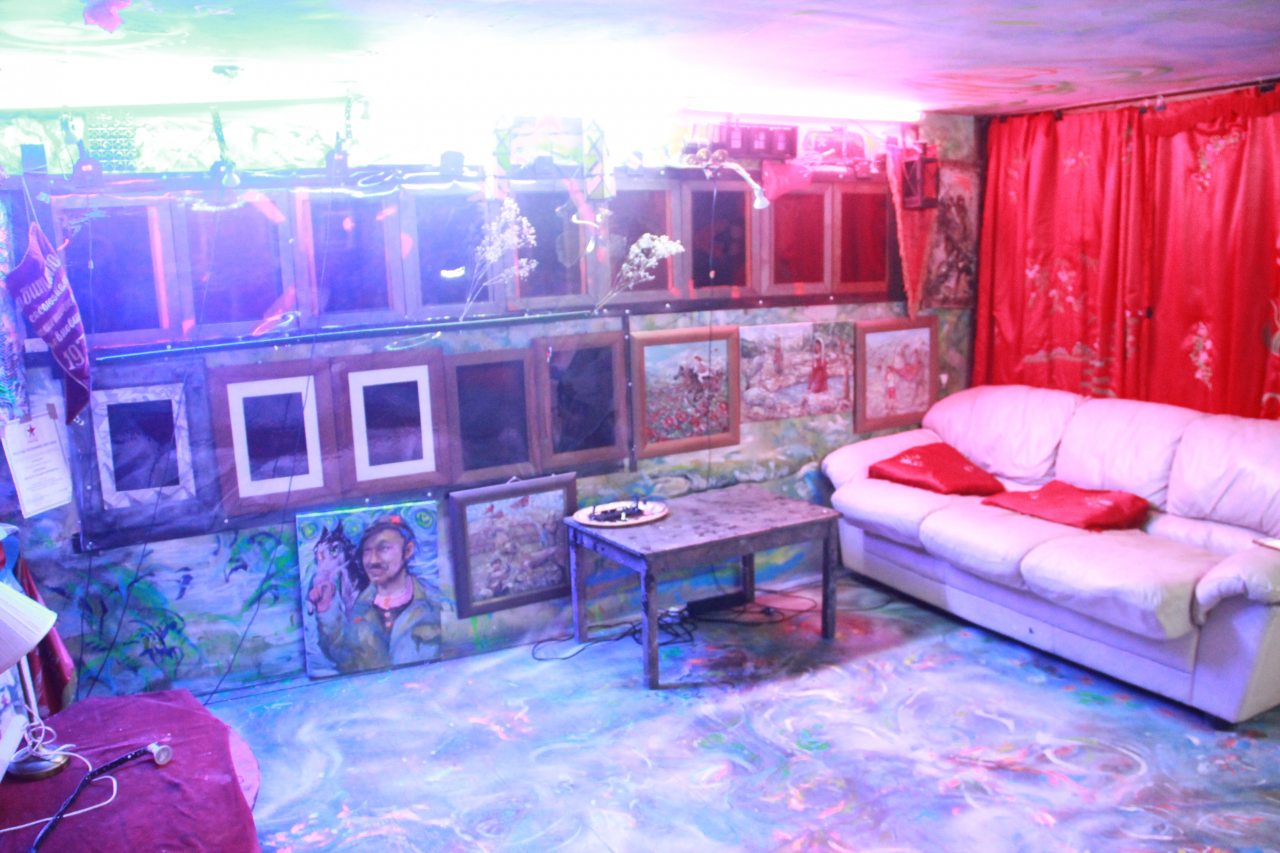 Двухместный (С пропеллером), Гостевой дом У художника