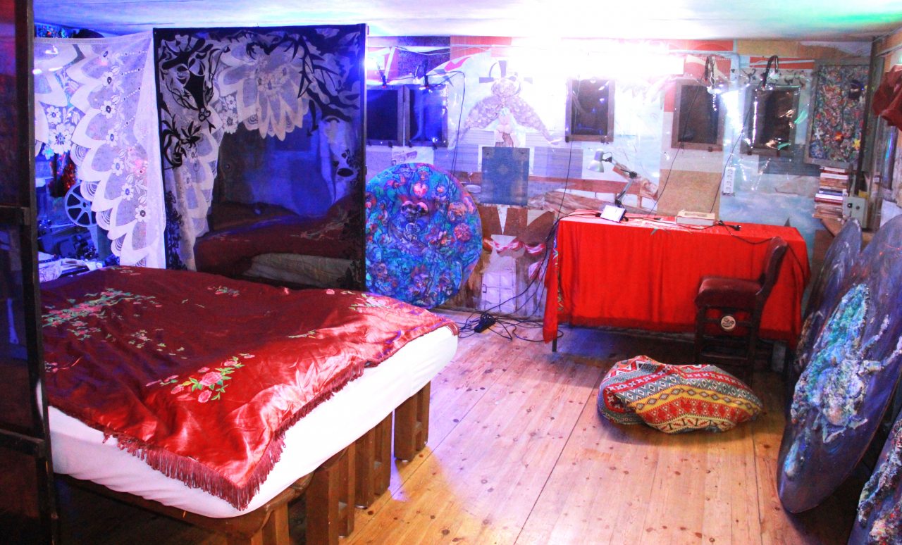 Двухместный (Кунст камера), Гостевой дом У художника