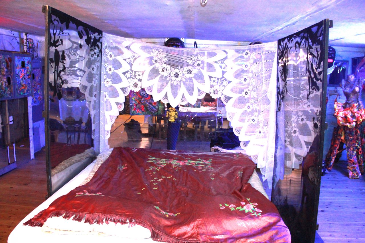 Двухместный (Кунст камера), Гостевой дом У художника