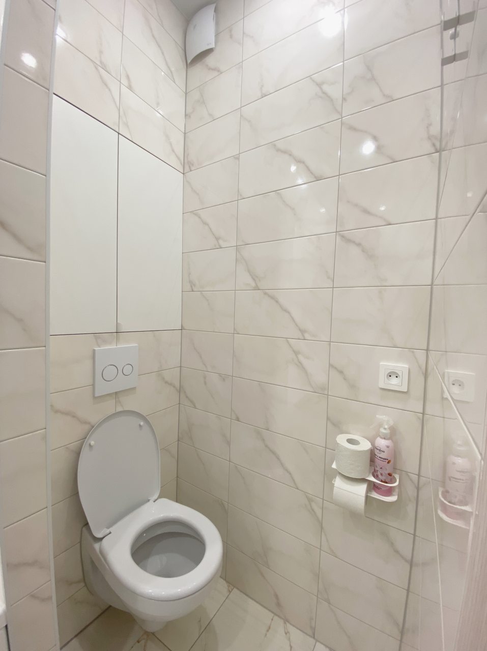 Люкс (Две комнаты), Апартаменты Жёлтый Нарцисс