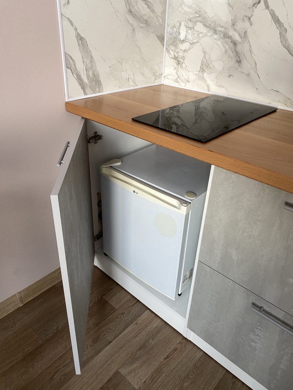 Люкс (Одна комната Люкс 2), Апартаменты Жёлтый Нарцисс