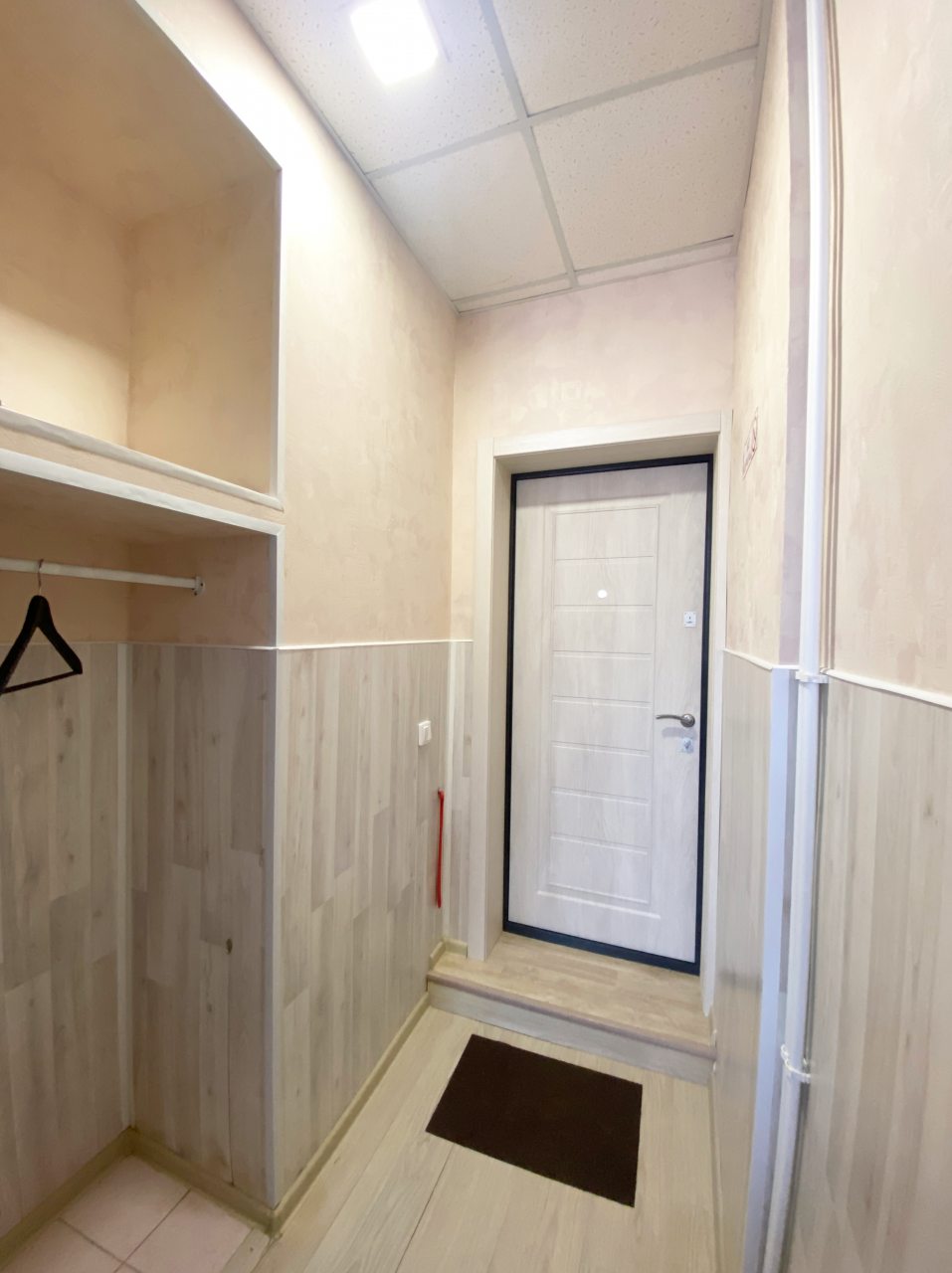 Четырехместный (Две комнаты Комфорт), Апартаменты Жёлтый Нарцисс