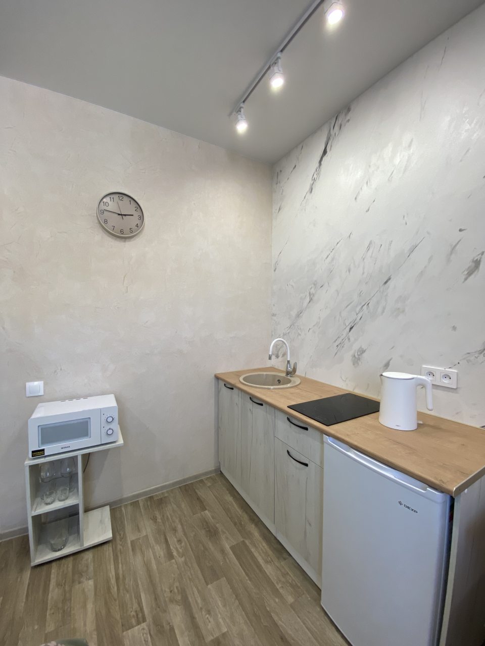 Люкс (Одна комната Люкс 1), Апартаменты Жёлтый Нарцисс