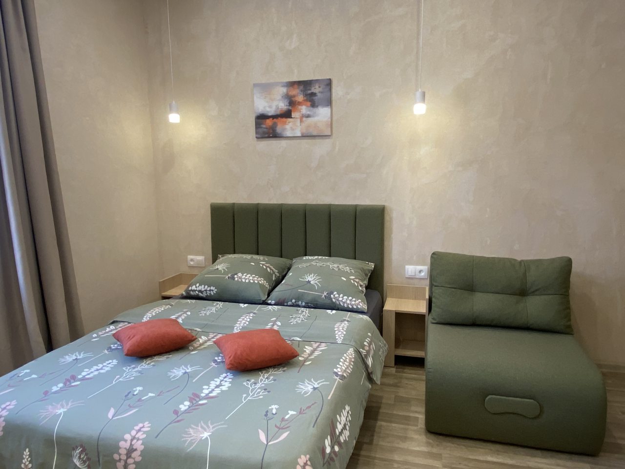 Люкс (Одна комната Люкс 1), Апартаменты Жёлтый Нарцисс