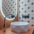 Квартира (Элитные двухкомнатные апартаменты SalutApart Premium Karpovka), Апартаменты SalutApart Premium Karpovka