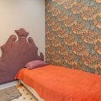 Квартира (Элитные двухкомнатные апартаменты SalutApart Premium Karpovka), Апартаменты SalutApart Premium Karpovka