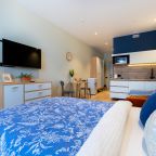 Апартаменты (Черника), Апартаменты ЗимаЛето Авенир