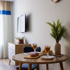 Апартаменты (Черника), Апартаменты ЗимаЛето Авенир