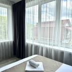 Трехместный (Трехместная комната комфорт), Гостевой дом Корнилофф 3 звезды от Травел Хотелс Антураж