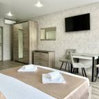 Трехместный (Трехместная комната комфорт), Гостевой дом Корнилофф 3 звезды от Травел Хотелс Антураж