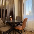 Трёхместный и более (Просторная квартира с дизайнерским ремонтом), Апартаменты Просторная дизайнерская студия