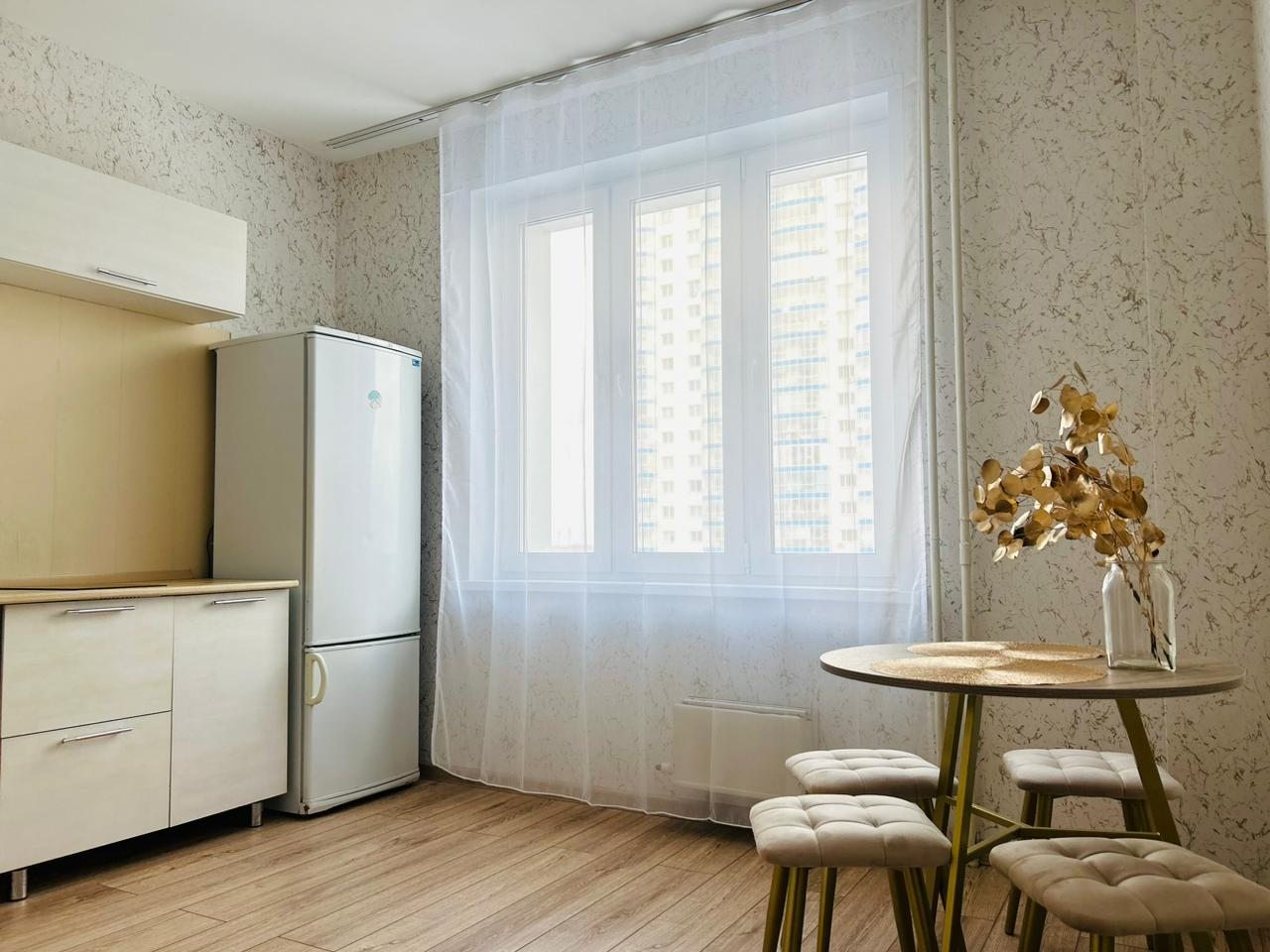 Возможность самостоятельного приготовления пищи, Апартаменты Рядом с набережной Енисея