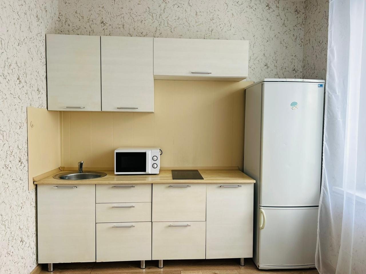 Возможность самостоятельного приготовления пищи, Апартаменты Рядом с набережной Енисея