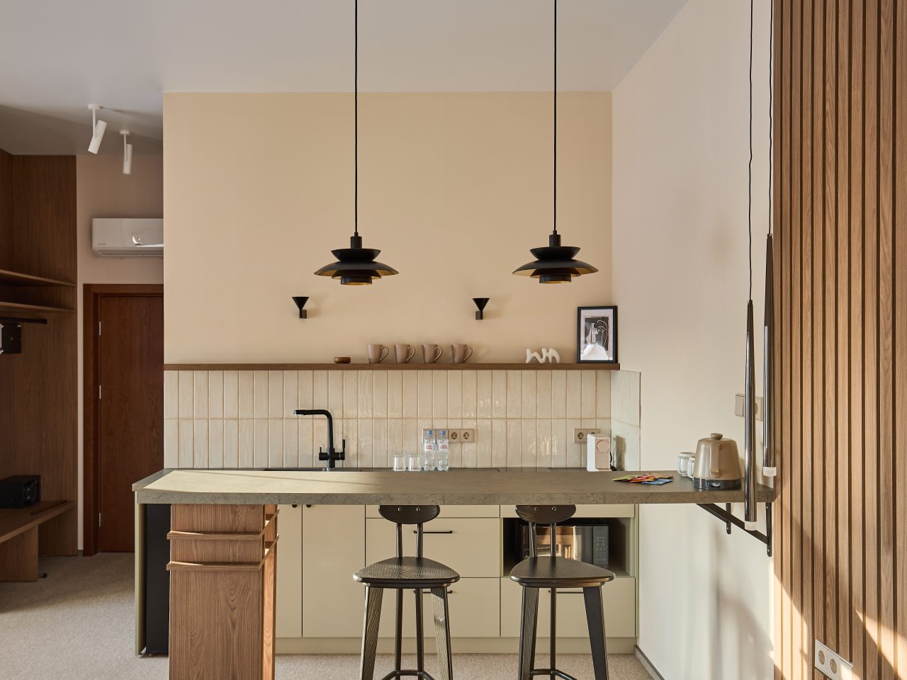 Студио, Хостел Дзен