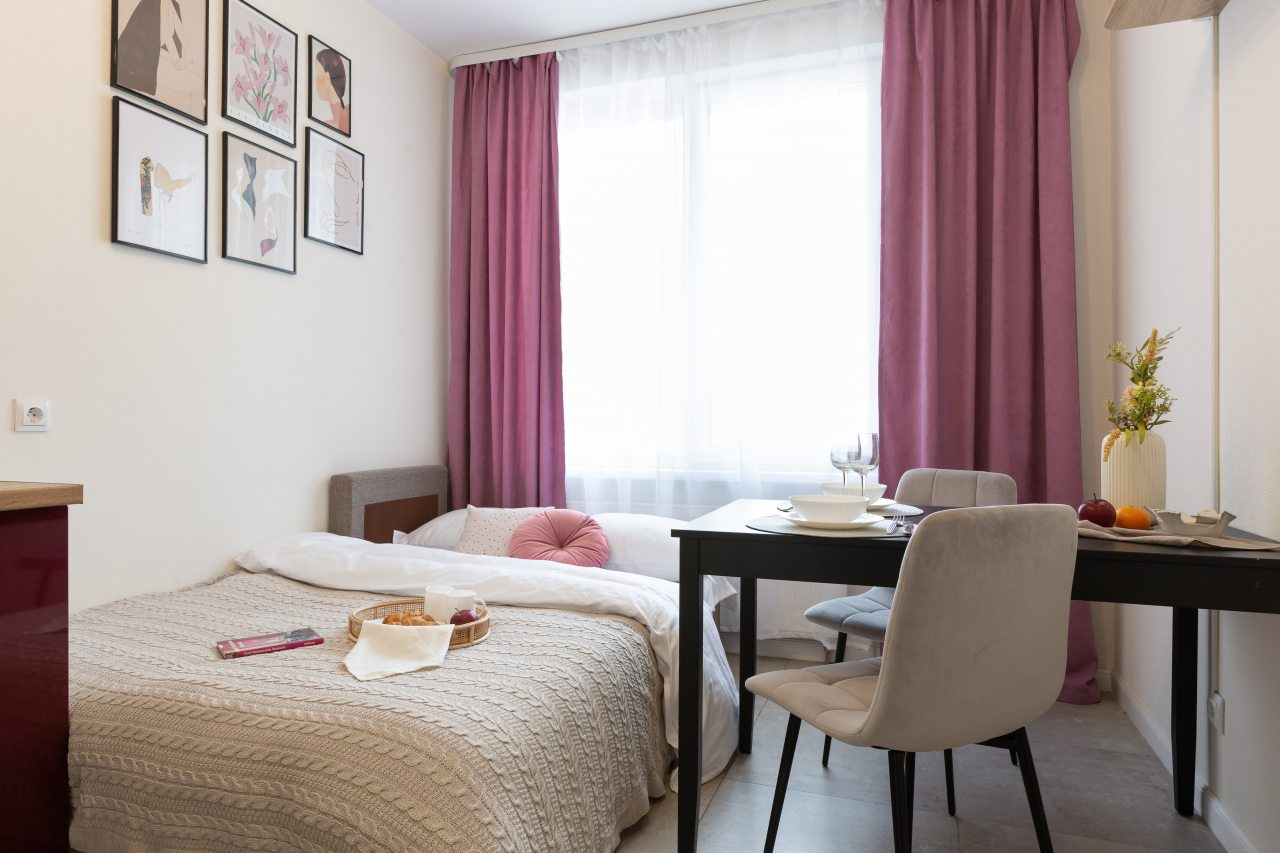 Пятиместный (Вегас), Апартаменты Life Apartments